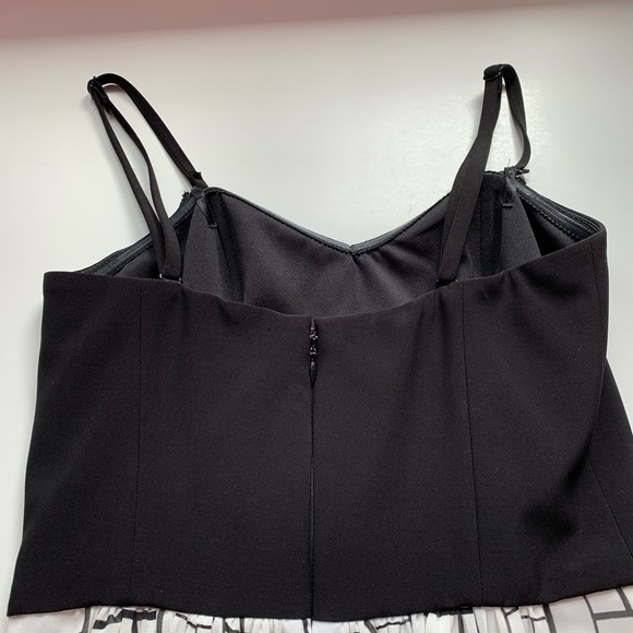 LE CHÂTEAU | Black and White Strapless Dress - Picture 6 of 8